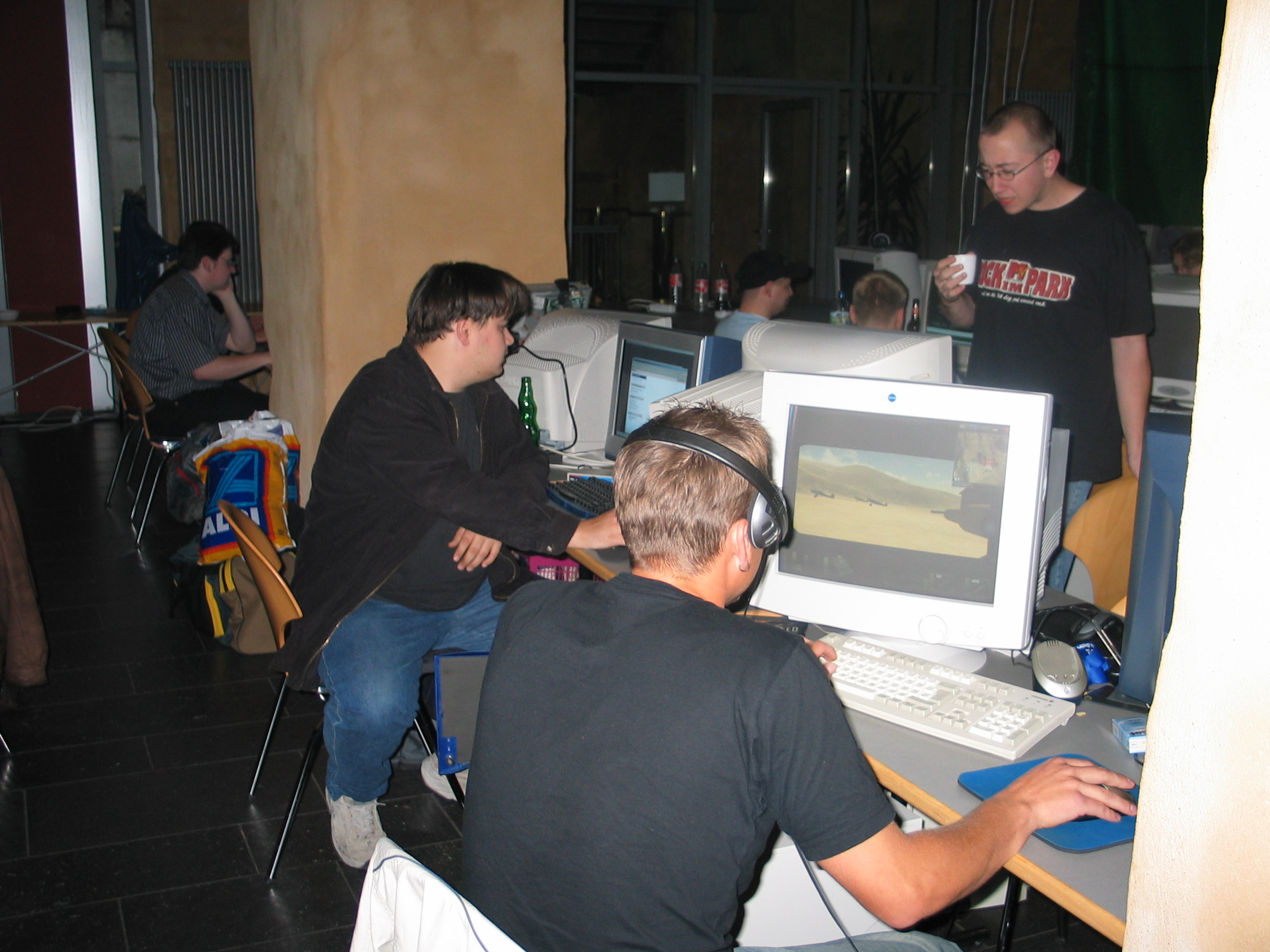 106_0616.JPG>