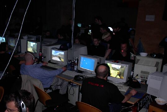 ckv_and_friends_lan008.jpg>