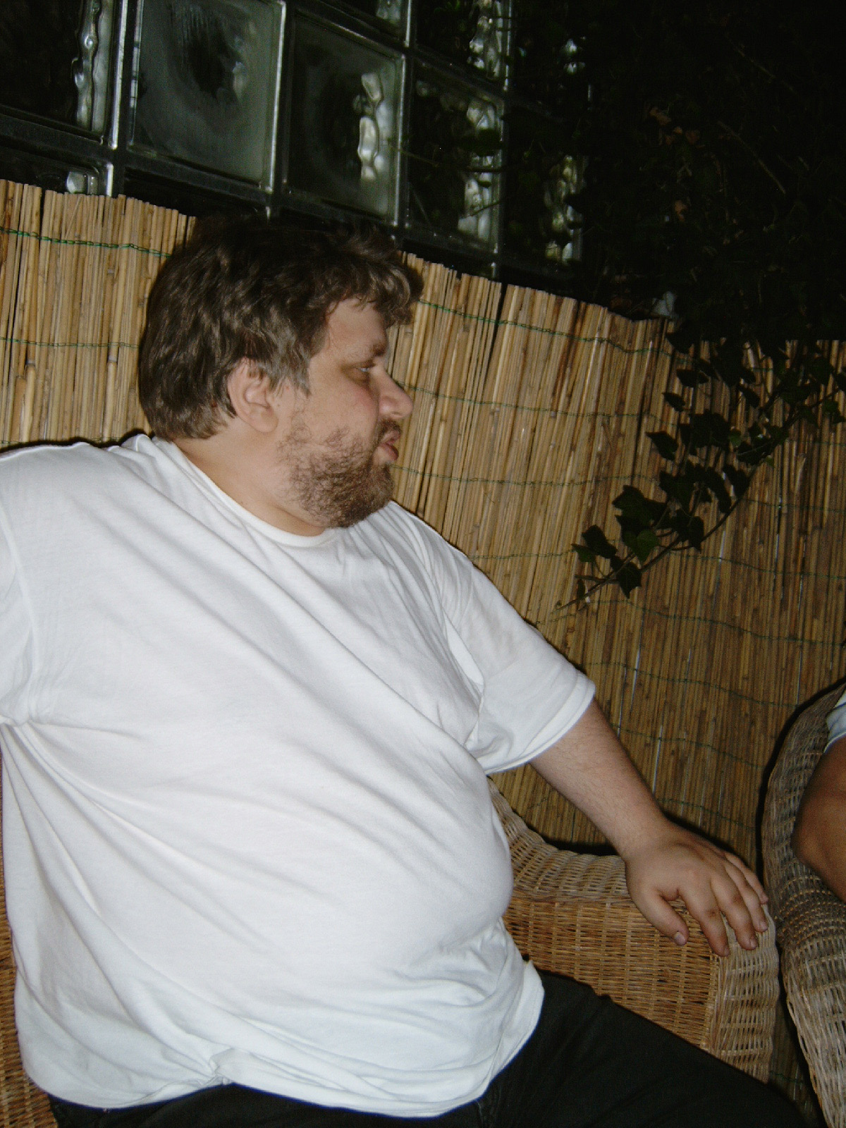 IMG00041.JPG>